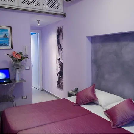 Casa Mare Oda ve Kahvaltı Giardini Naxos